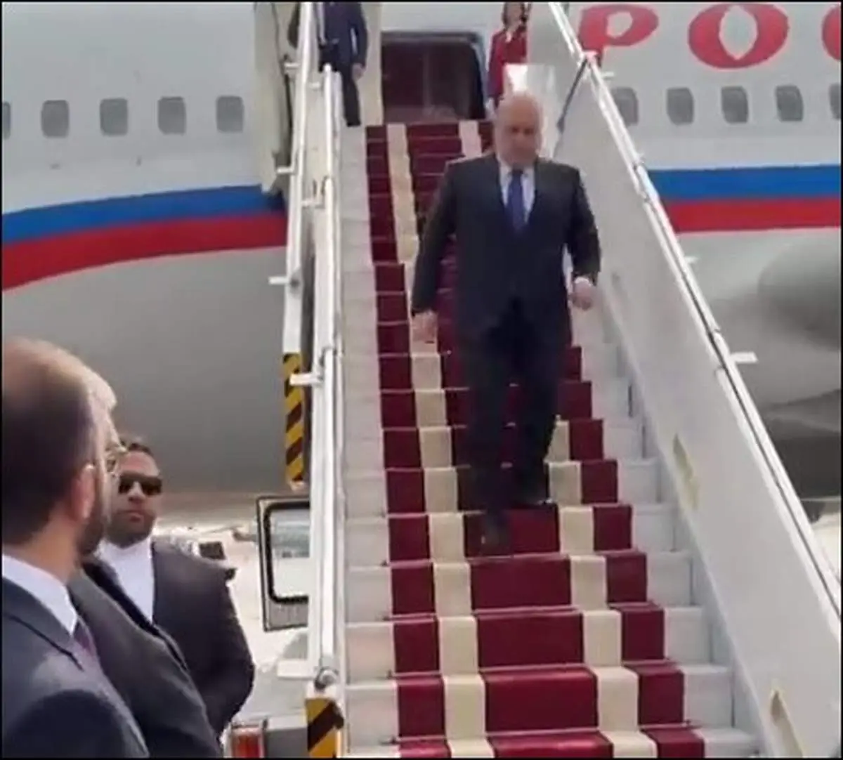 نخستوزیر روسیه وارد تهران شد+ فیلم