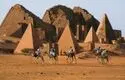 تصاویر شگفت‌انگیز از اهرام باستانی سودان در دل صحرا + عکس