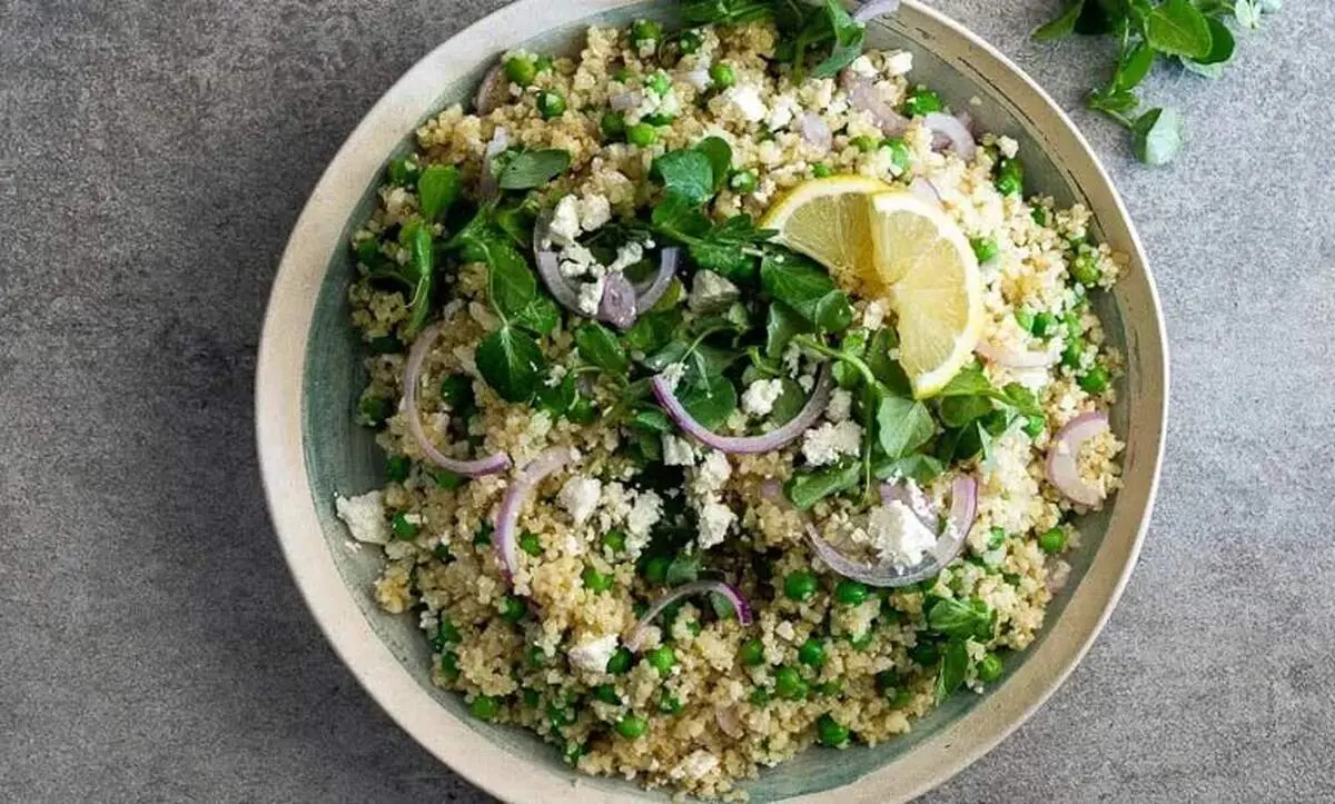 طرز تهیه سالاد کینوا و نخود فرنگی