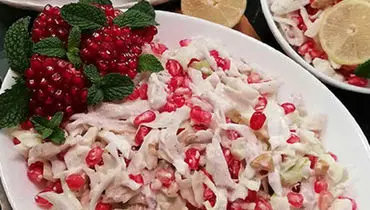 طرز تهیه سالاد انار و کلم برای مهمانی شب یلدا