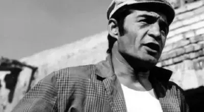 تصویر کمتر دیده شده از «بیک ایمانوردی» در حال تمرین بدنسازی