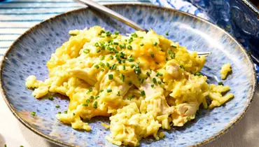 کاسرول مرغ و پنیر؛ ترکیبی ساده، سریع و دل‌چسب