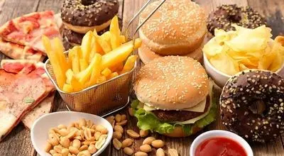 غذاهای پیرکننده را بشناسید