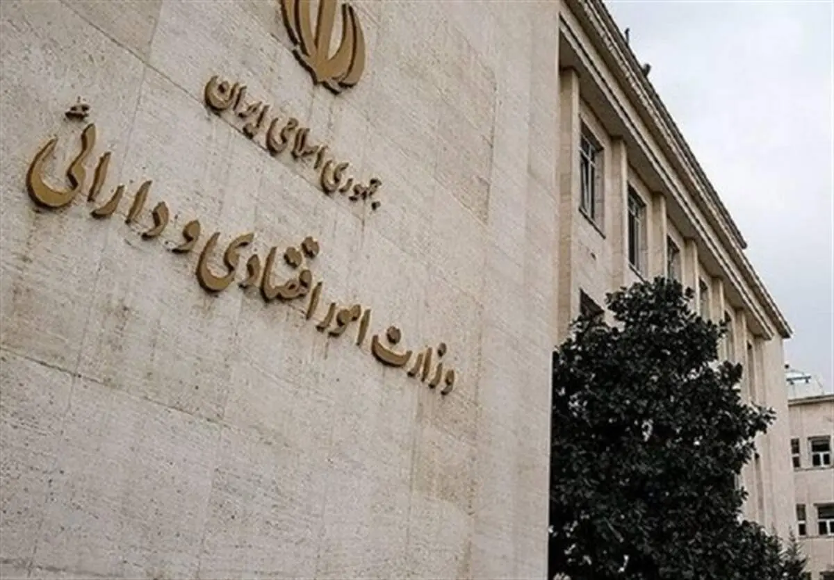 وزیر اقتصاد از طراحی  بسته‌های اقتصادی دولت برای شرایط مختلف خبر داد

