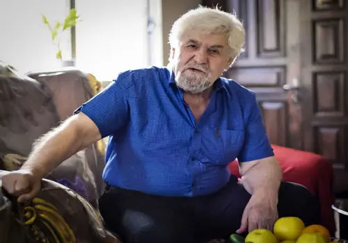  «عنایت بخشی» در پیری و در کنار همسرش؛ دهه 90