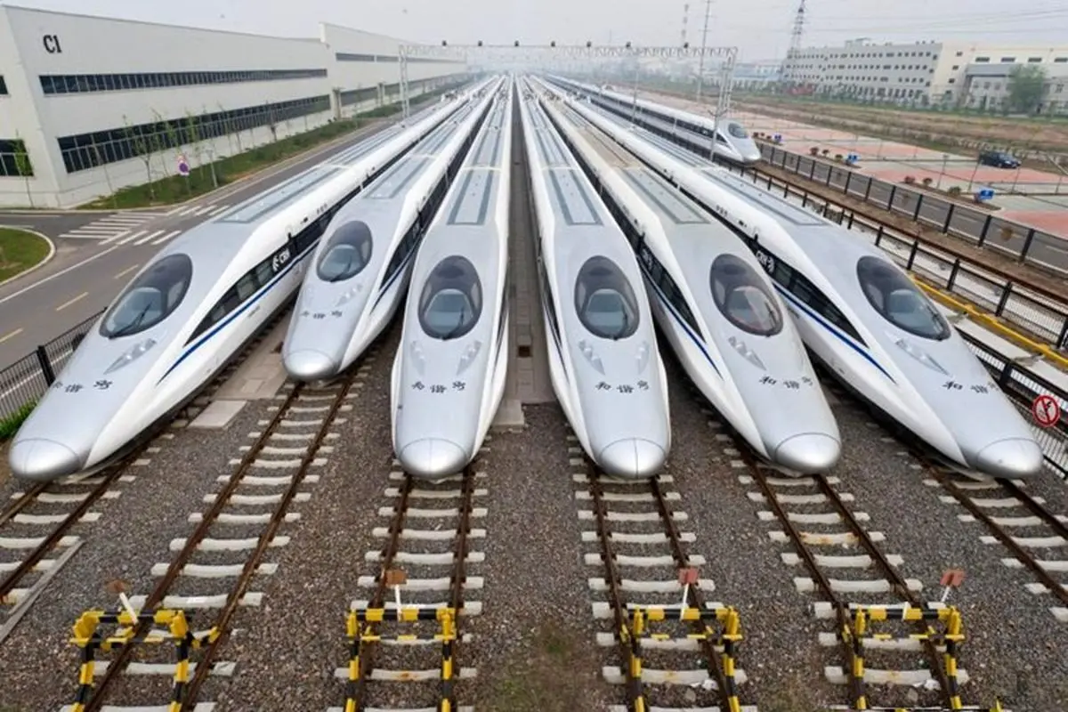 ویدیویی دیدنی از ایستگاه قطارهای پر سرعت چین از نمای بالا
