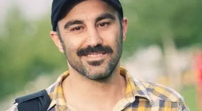خاطره شنیدنی محسن تنابنده درباره وسواس موهایش + فیلم