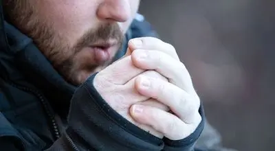 نگذارید هوای سرد وارد ریه‌هایتان شود