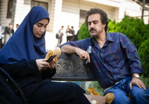 استایل خیابانی سارای پایتخت ۷جلب‌توجه کرد