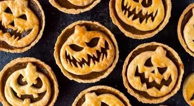 عصرونه : پای کدو تنبل؛ ستاره هالووین در آشپزخانه شما!