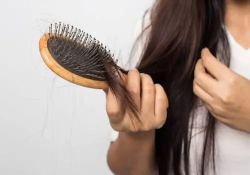 اگر ریزش مو دارید حتما بخوانید!
