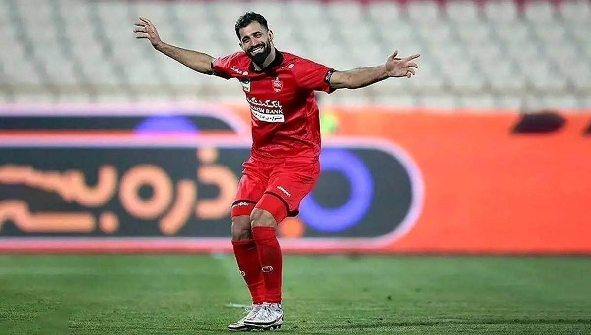 گل اول پرسپولیس به استقلال از روی نقطه پنالتی+ فیلم