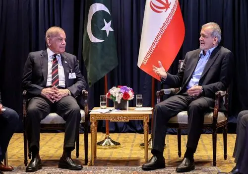 پاکستان در حال تجربه روابط متفاوتی با ایالات متحده است