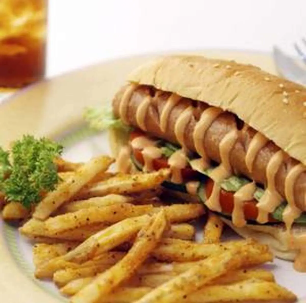 چرا پزشکان می‌گویند باید مصرف هات داگ را قطع کنید؟