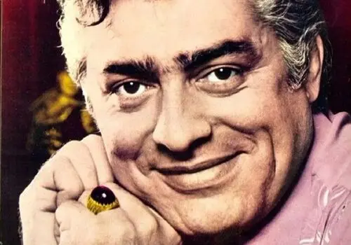 «محمدعلی فردین» در جوانی و در یک جشن تولد؛ دهه 40