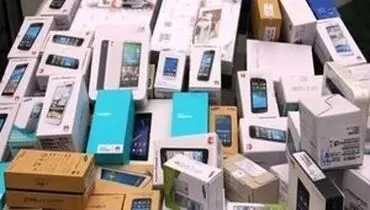 واردات موبایل با دلار ۷۰ هزار تومانی فروش با دلار ۱۰۰ هزار تومانی

