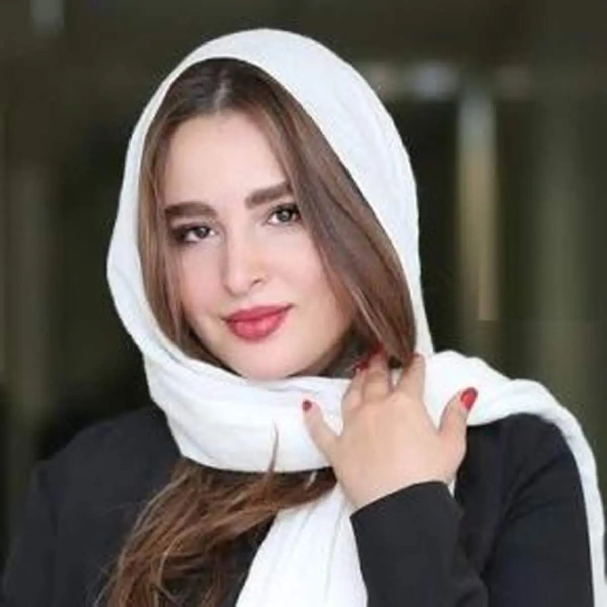 زهرا بهروزمنش با استایلی متفاوت و پاییزی+عکس
