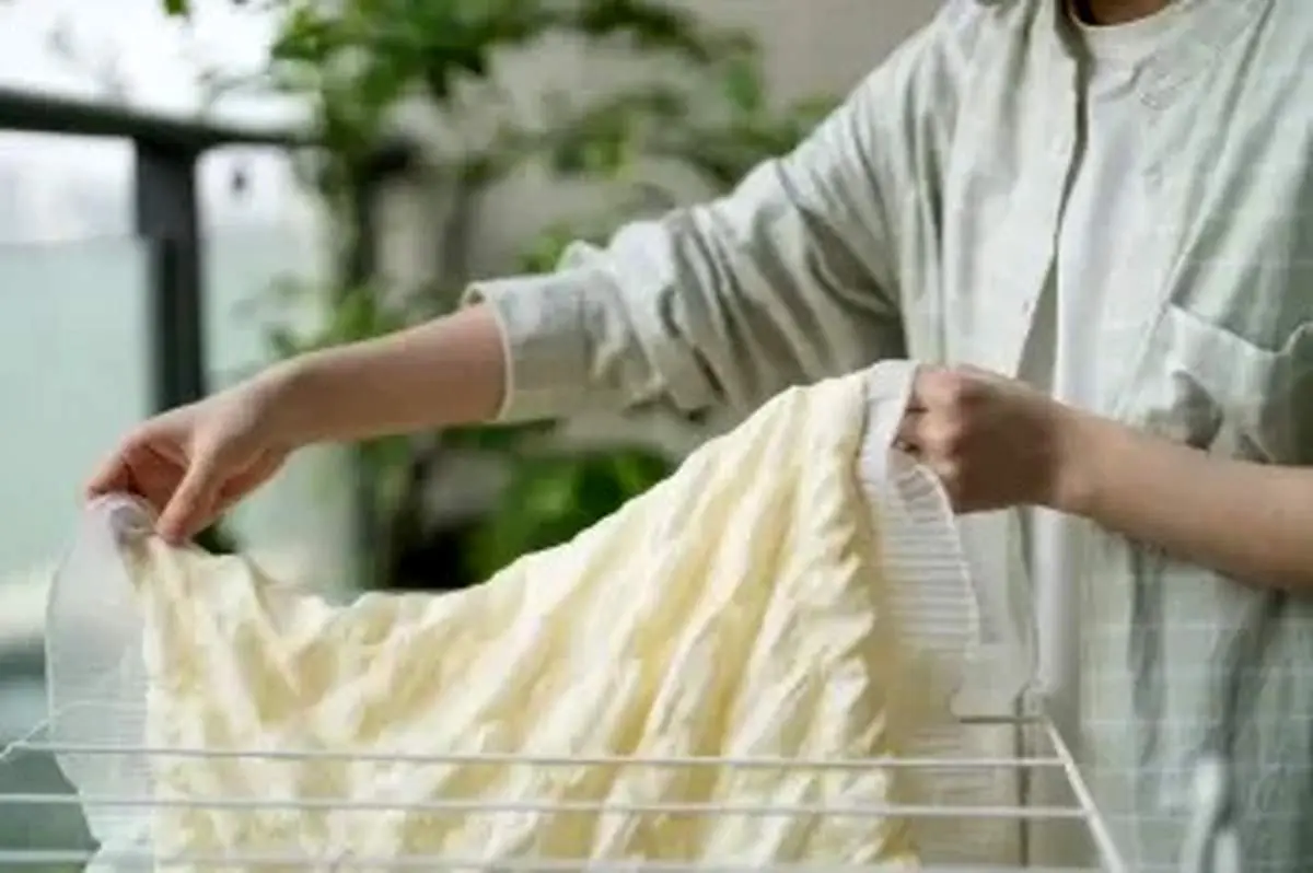  دلایل زرد شدن لباس های سفید