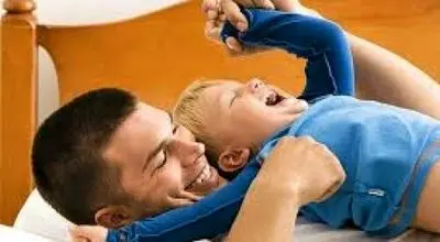 چرا نباید کودکان را قلقلک داد؟