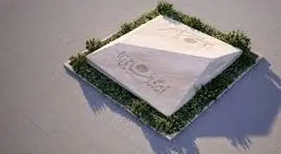 عکس تیشرت دو پسر بر مزار سردار حاجی‌زاده جلب توجه کرد