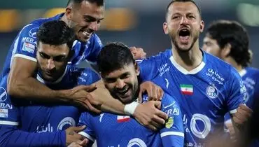 تلاش های نکونام برای بازگشت هافبک سابق استقلال
