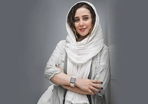 سلفی جنجالی الناز حبیبی و فریبا نادری