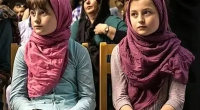  «سارا و نیکا» در مراسم اکران خصوصی «خجالت نکش»؛ سال 