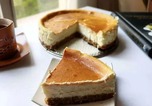 طرز تهیه چیزکیک تنوری؛ دسر محبوب کافی‌شاپ‌ها

