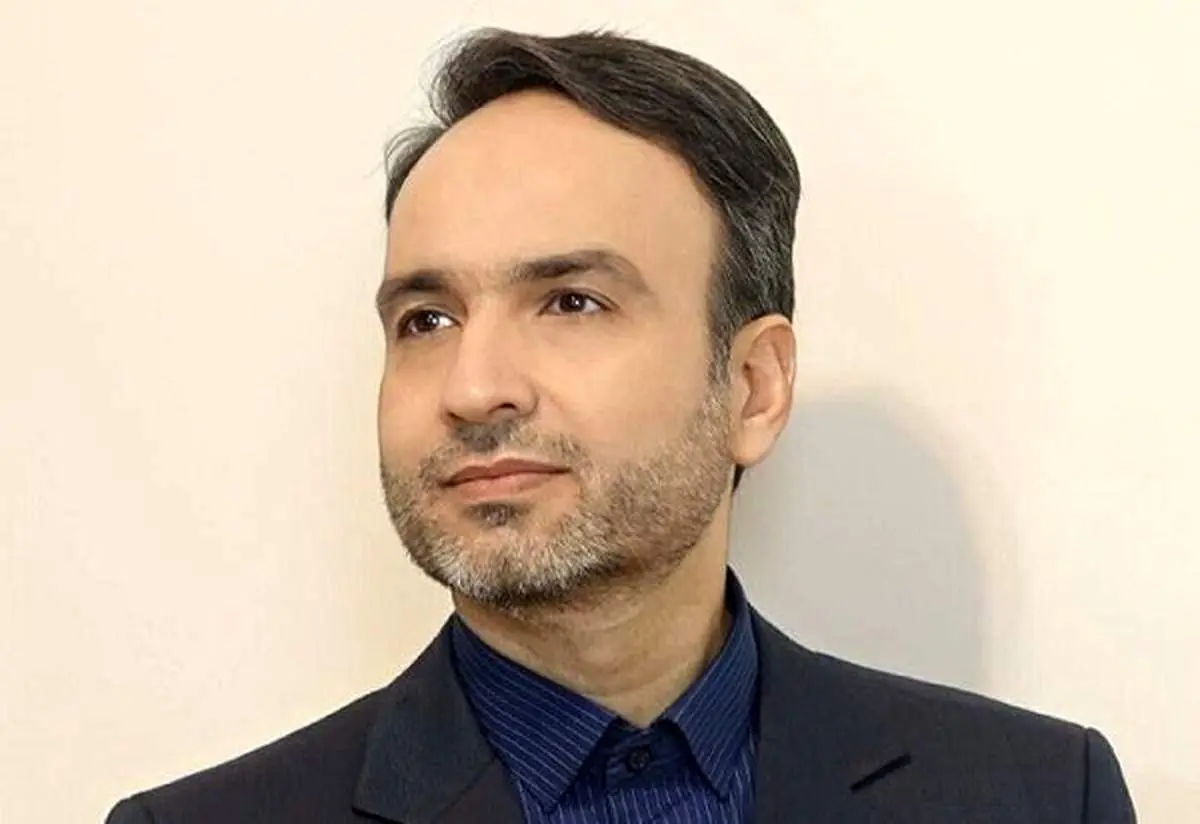در حریم اخلاق؛ پیوند مصلحت ملّی و تکلیف جهانی انسانیّت 
