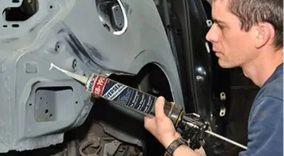 ساخت چسب فوق‌العاده قدرتمند توسط دانشمندان؛ توانایی یدک‌کشی خودرو

