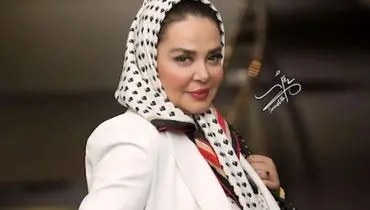 عکس عجیبی از بهاره رهنما در صحنه تئاتر بانوی اول