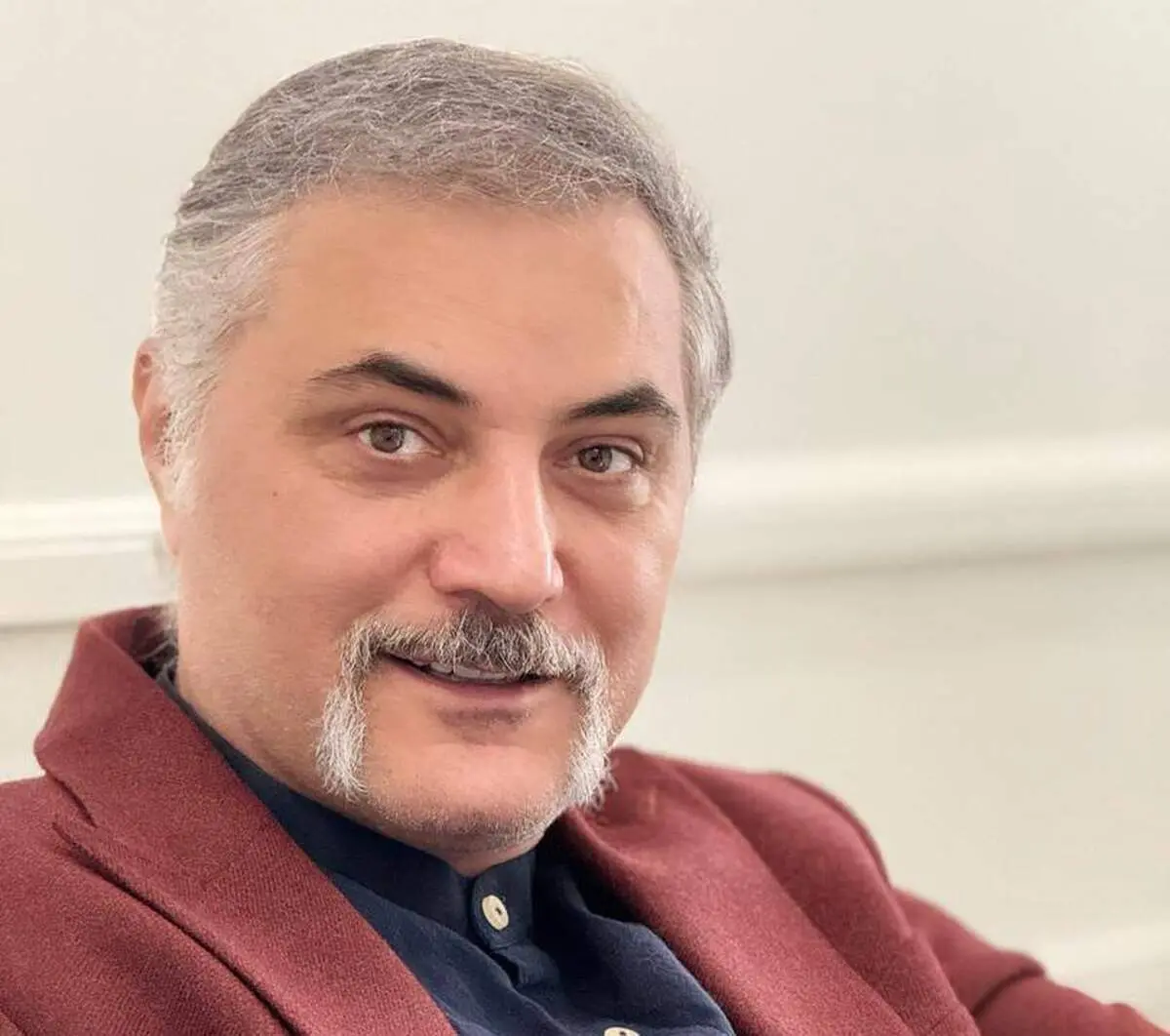  ۷ پرسش و ۳ تذکر در باب انگیزه های جولان در عرصه سیمرغ!!