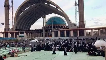 درهای مصلی تهران از ساعت ۶ صبح شنبه به روی مردم باز می شود
