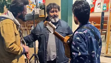 وقتی فرهاد اصلانی بی‌خبر وارد جمع موسیقی شد