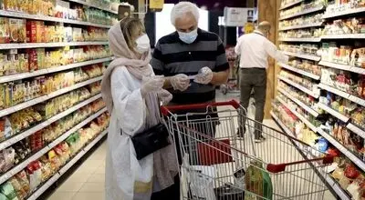 اقداماتی نظیر عرضه کالا با تورم صفر ، پاسخگوی ضربه‌ای که جنگ به معیشت ملی زده، نیست