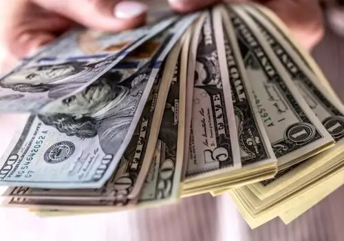 ثروتمندترین مرد جهان با حقوق نجومی تازه خبرساز شد

