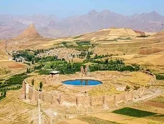 عکس: نمای هوایی زیبا از تخت سلیمان