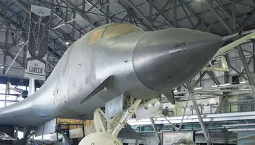 بمب افکن استراتژیک B-1 راکول؛ قهرمان عملیات های ضربتی در جهان + فیلم 