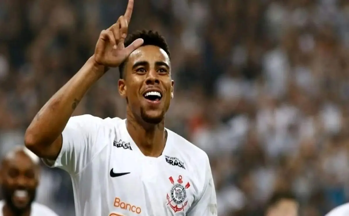 دی کارمو در آستانه پیوستن به پرسپولیس؟