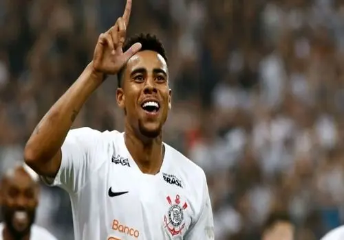 دی کارمو در آستانه پیوستن به پرسپولیس؟