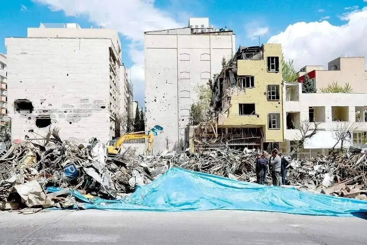روایتی از میدان نیلوفر؛ 163 روز بعد از حمله و موشکباران