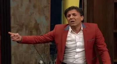 ناز و عشوه ایرج ملکی در نقش یک دختر برای دارا حیایی/ویدیو 