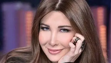 قاب خانوادگی نانسی عجرم با همسر و سه دخترش