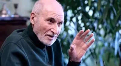 
نظر امام درباره پایان جنگ چه بود؟ بهزاد نبوی پاسخ داد
