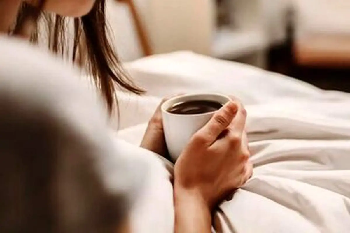 قبل از خواب از این نوشیدنیها پرهیز کنید