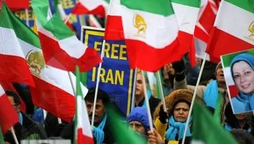 شعار عجیب مجاهدین خلق در راهپیمایی سالروز پیروزی انقلاب اسلامی+ عکس