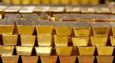 پیش‌بینی تکان‌دهنده: طلا تا ۱۰ هزار دلار می‌تازد؟