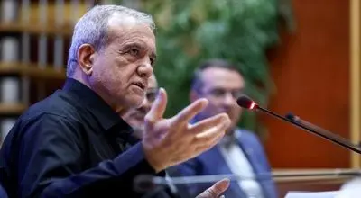 پزشکیان: تمرکز قدرت و مسئولیت در اختیار حلقه‌ای محدود از افراد، با اصول حکمرانی مطلوب سازگار نیست