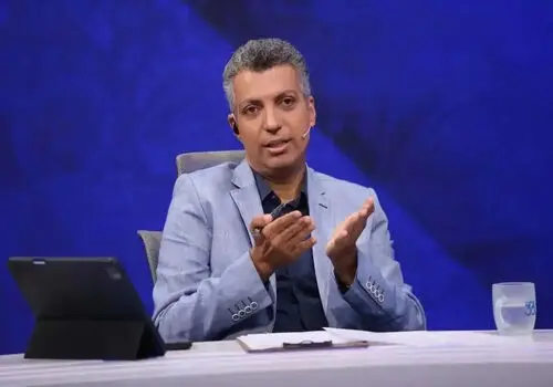 تصویری متفاوت از تولد ۵۲ سالگی عادل فردوسی‌پور