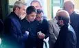 تصویر نوه رهبر شهید در یک مراسم ختم